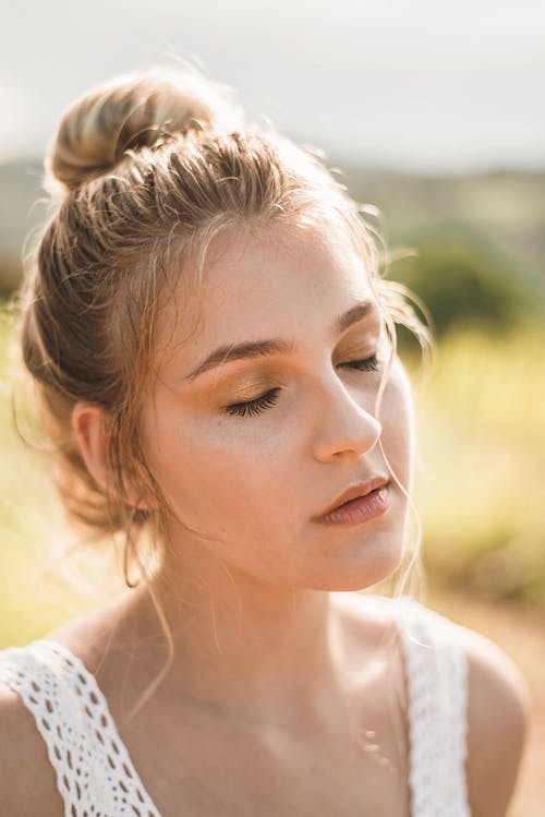 Woman with facial pain